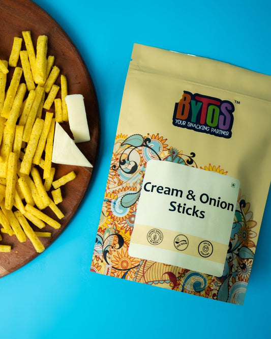 Cream & Onion Sticks (80g)